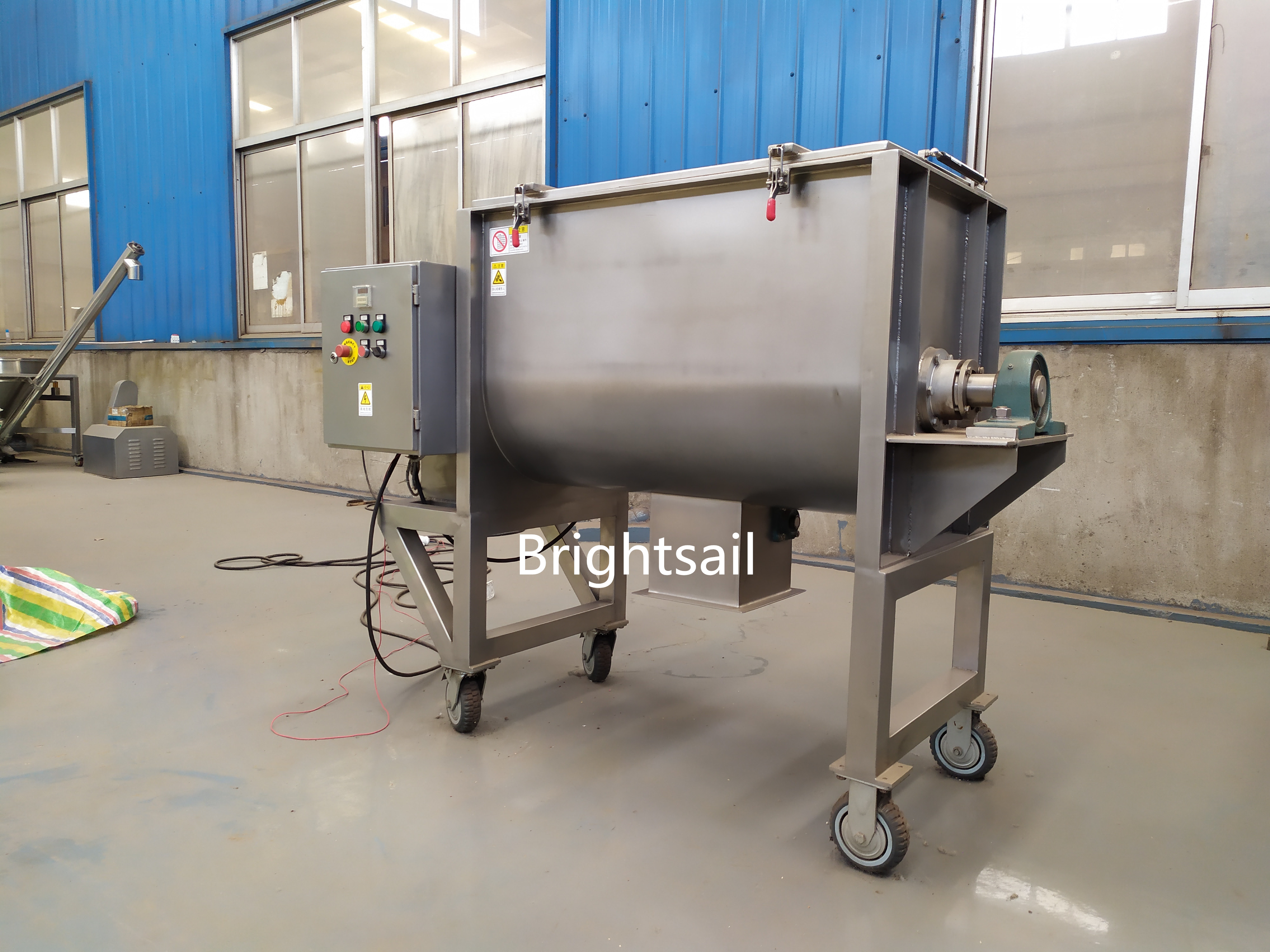 Horizontal Ribbon Mixer Medicinal Powder Mixing Machine With CE 2.2 KW