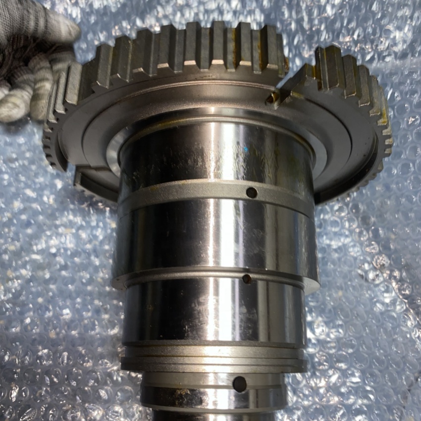 ZF16S2530 Gearbox First Shaft Made of Standard Material for Design