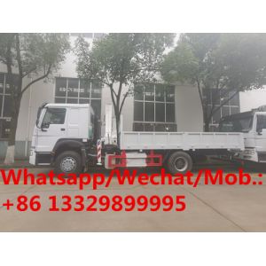 Buy cheap Customized SINO TRUK HOWO 5T knuckle crane boom mounted on cargo truck for overseas clients, cargo truck with crane from wholesalers