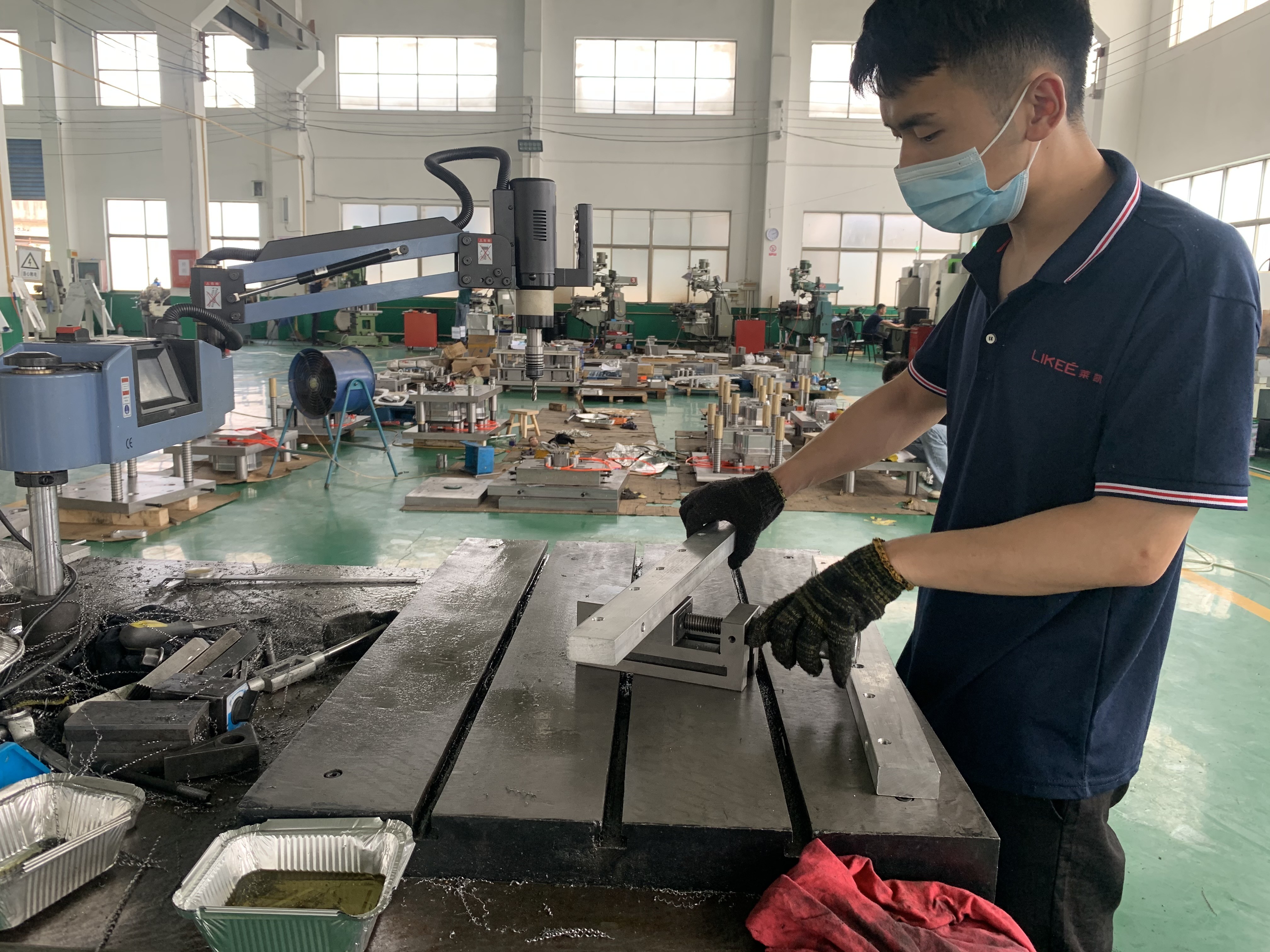 Multiple Cavity 58HRC Aluminum Foil Container Mould Punching Type