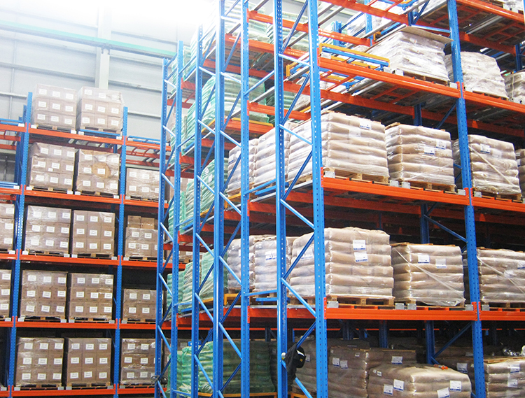 HHT Push Back Pallet Racking 1-2 Pallet Width For Industry Storage