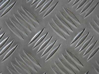Buy cheap 6061 T6 Aluminum Diamond Tread Plate , Heat Insulating Diamond Plate Sheets from wholesalers