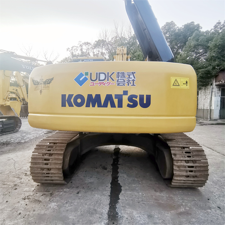 Powerful 30 Ton Used Komatsu PC300-7 Excavator with Cummins Engine in Shanghai