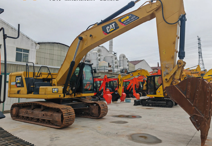 Original Machine Used Excavators CAT 330GC 30 Ton Earth Moving Machine For Sale