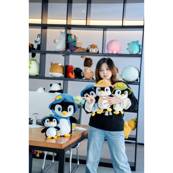 35cm Cute Penguin Shaped Soft Plush Toys Cartoon Stuffed Animal Fun Playing