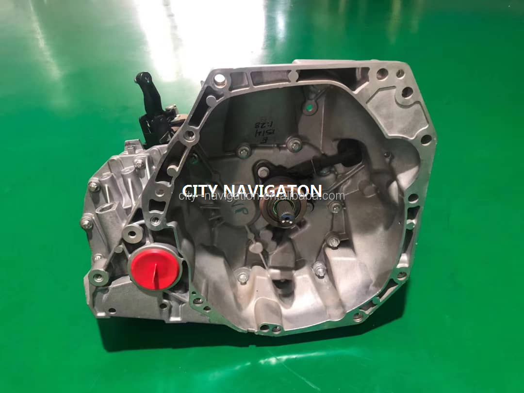 HR15 KA24 TD27 TD25 QD32 Manual Transmission Gearbox Original for Nissan HR15 Engine