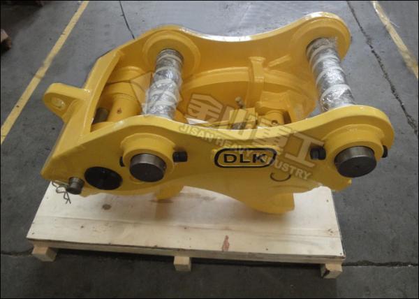 Coupling Attachment Excavator Quick Coupler , Durable Quick Couplers For CAT320