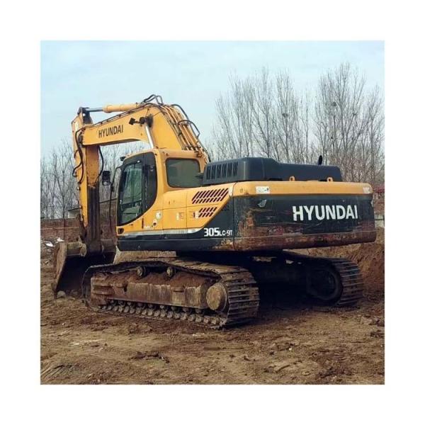 Buy cheap Get Your Hands on a 2020 Used Hyundai Excavator 305 in Shanghai Excellent Health Condition from wholesalers