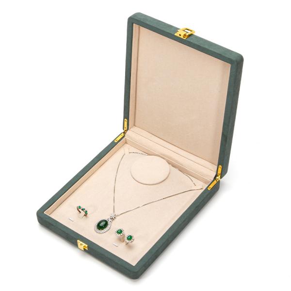 Green Microfiber Leather Jewelry Storage Box for Pearl Necklace 20*23*5cm