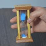 Novelty Mini Wood Sand Timer Hourglass With 3 Minutes,For Home And Restaurant