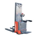 Lifting 2600mm Electric Reach Stacker Standing On Rated Traction Weight 2000kg