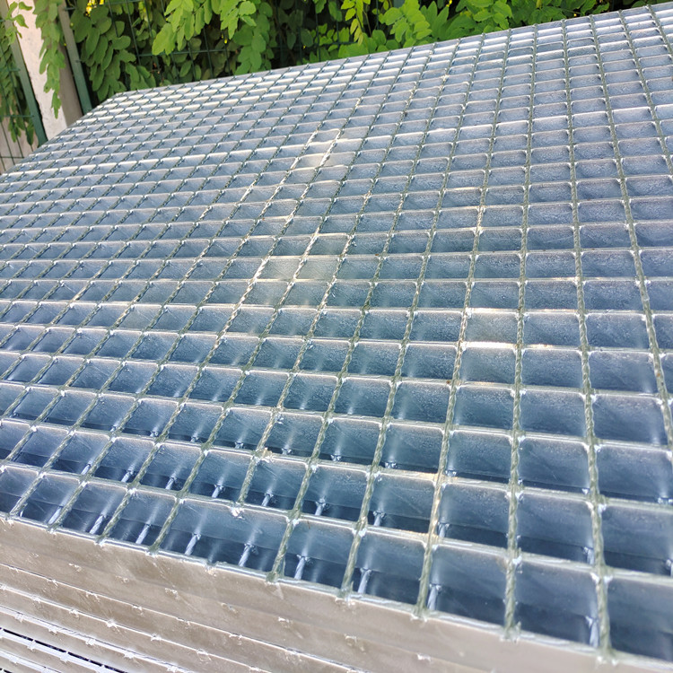 Welded Heavy Steel Grating Hot Dip Galvanized Cross Bar 6x6mm