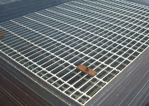 Buy cheap Walkway Serrated Steel Grating , Welded Steel Bar Grating Mild Steel from wholesalers
