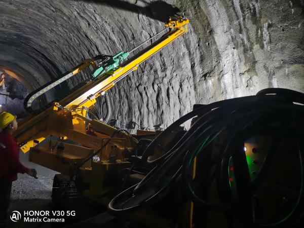 Water Conservancy Electric Power Tunnel Anchor Drilling Rig with Hole Diameter