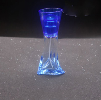 Buy cheap Fashion Triangle Shape Transparent Hot Sale Perfume Bottle from wholesalers
