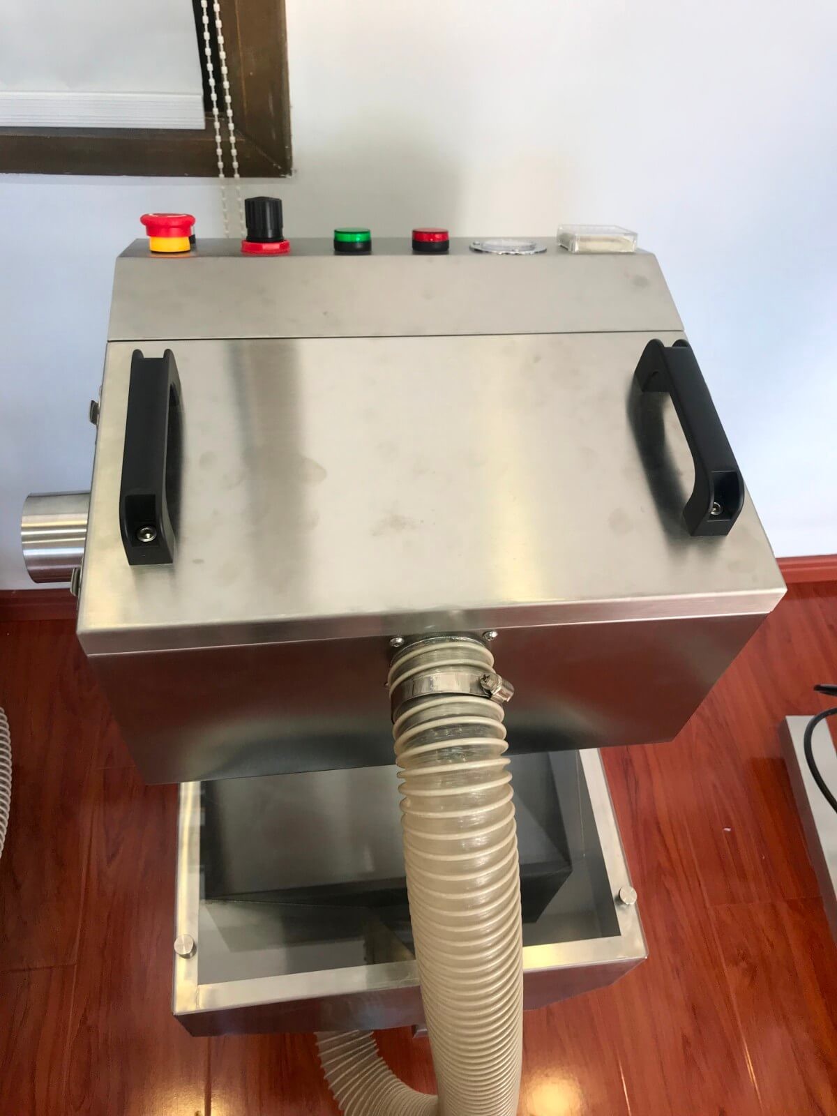 AC220V Stable Performance Pneumatic Vacuum Feeder For Capsule And Tablet
