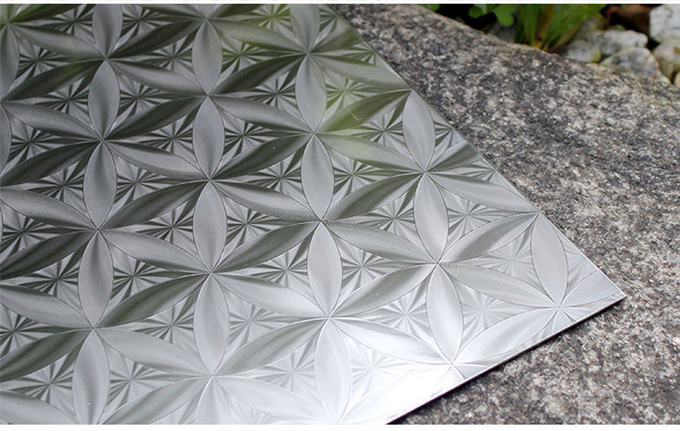 Perforated Perforated Decorative Embossed Metal Sheets 304 Stainless Steel
