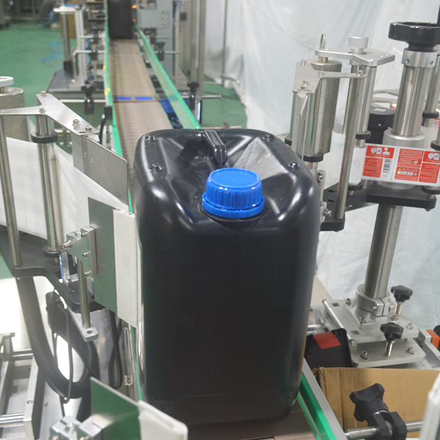 5 Head Gear Pump Liquid Detergent Filling Machine for Stainless Steel 304 in Guanhong