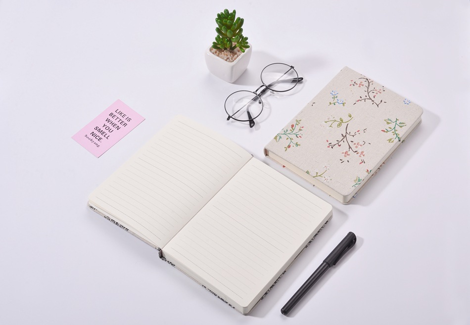 2022 Custom Linen Notebook Book Cloth Fabric Diary A6 Blank/Lined Pages Leather Cover