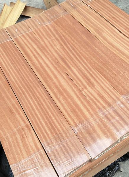 Buy cheap Sapele Engineered Wood Flooring Veneer Quarter Cut 0.45mm Thickness from wholesalers