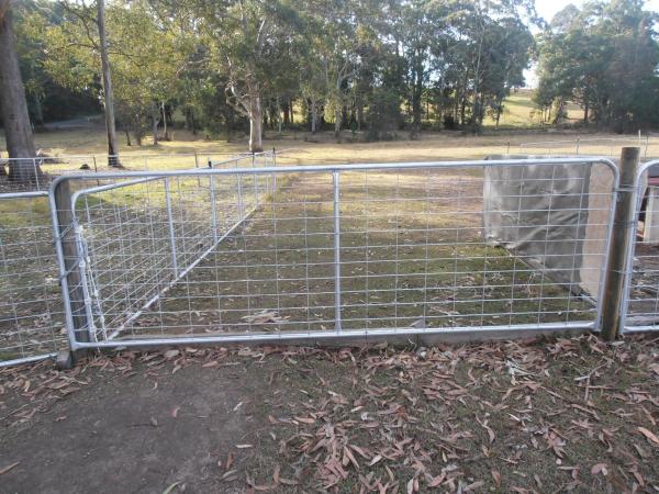 Buy cheap 4ft General Purpose Farm livestock for Gate Horse Cattle Sheep Yard Panels Victoria " from wholesalers