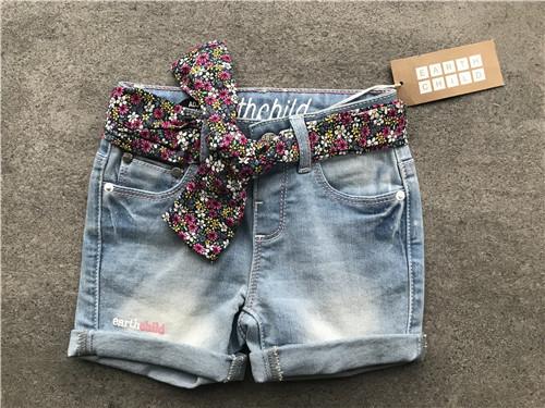 Buy cheap Popular Light Wash Denim Shorts / Stretchy Jean Shorts With Printed Woven Fabric Belt from wholesalers