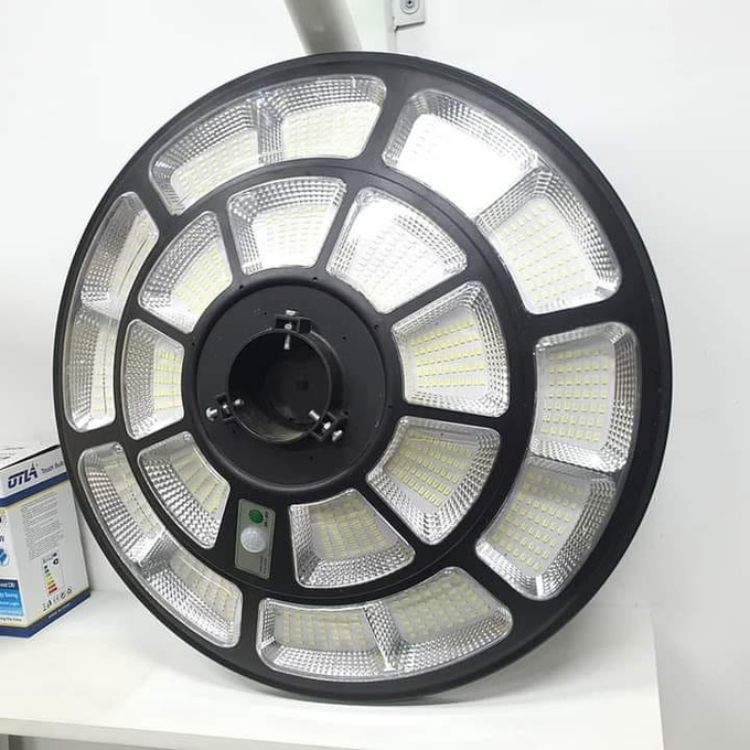 Ourdoor Round Solar Ufo Street Light Waterproof IP65 Ufo Shape 300 Watt