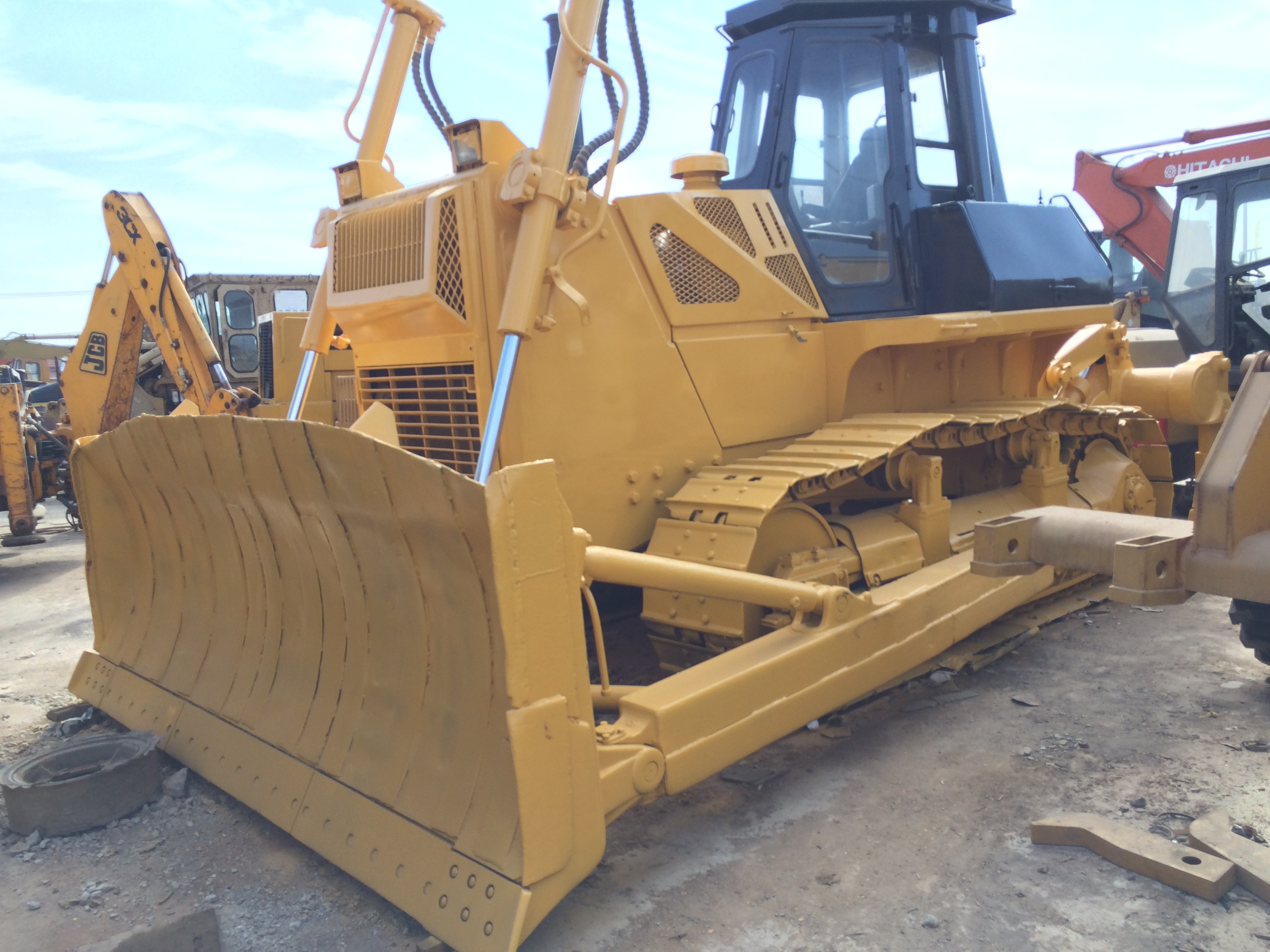 Used Komatsu bulldozer crawler D155A dozer for sale