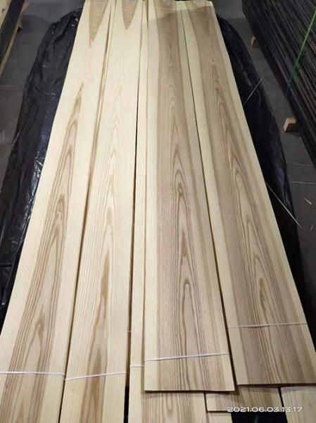 Buy cheap Interior Decoration 0.5mm White Ash Wood Veneer Door Leaf Use from wholesalers