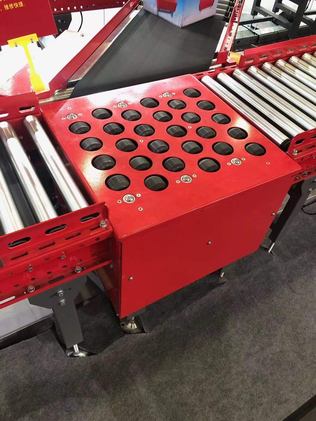 Steerable Parcel Conveying Ball Roller Wheel Sorter Machine