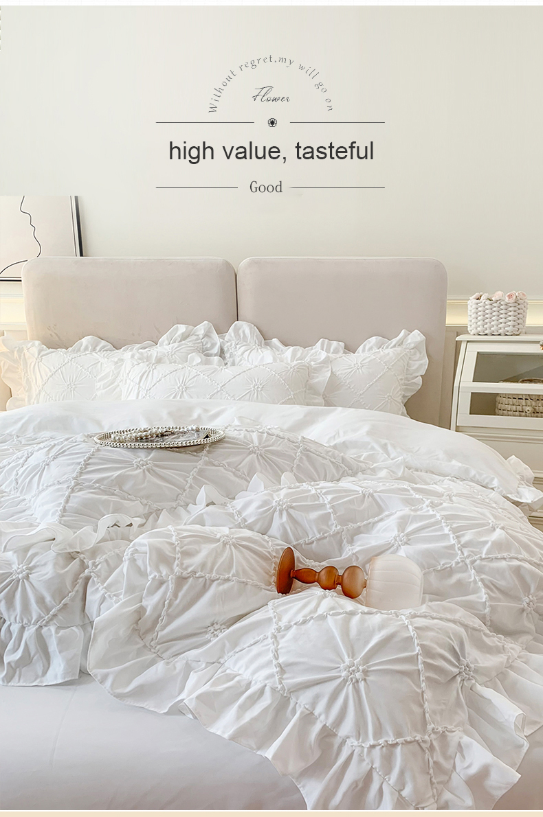 Air-permeable 7 Pieces Fluffy Duvet Quilt Bedding Set with Matching Curtains