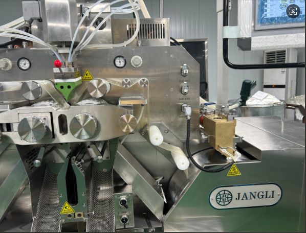 400-1800 Kg Production Soft Gelatin Capsule Machine With High Filling Accuracy ≤±2% And Performance