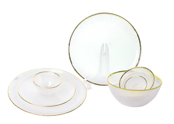 Buy cheap Round Golden Rim 33cm Embossed Crystal Glass Plates Transparent Homemade from wholesalers