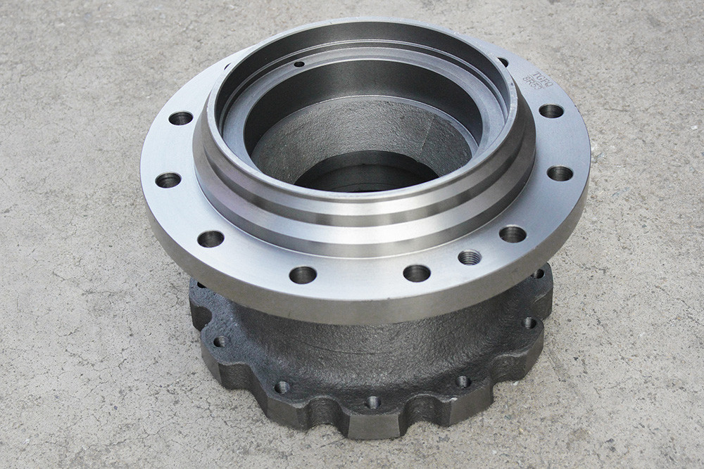 Vol-vo EC750C Excavator Final Drive Parts Swing Shaft Housing