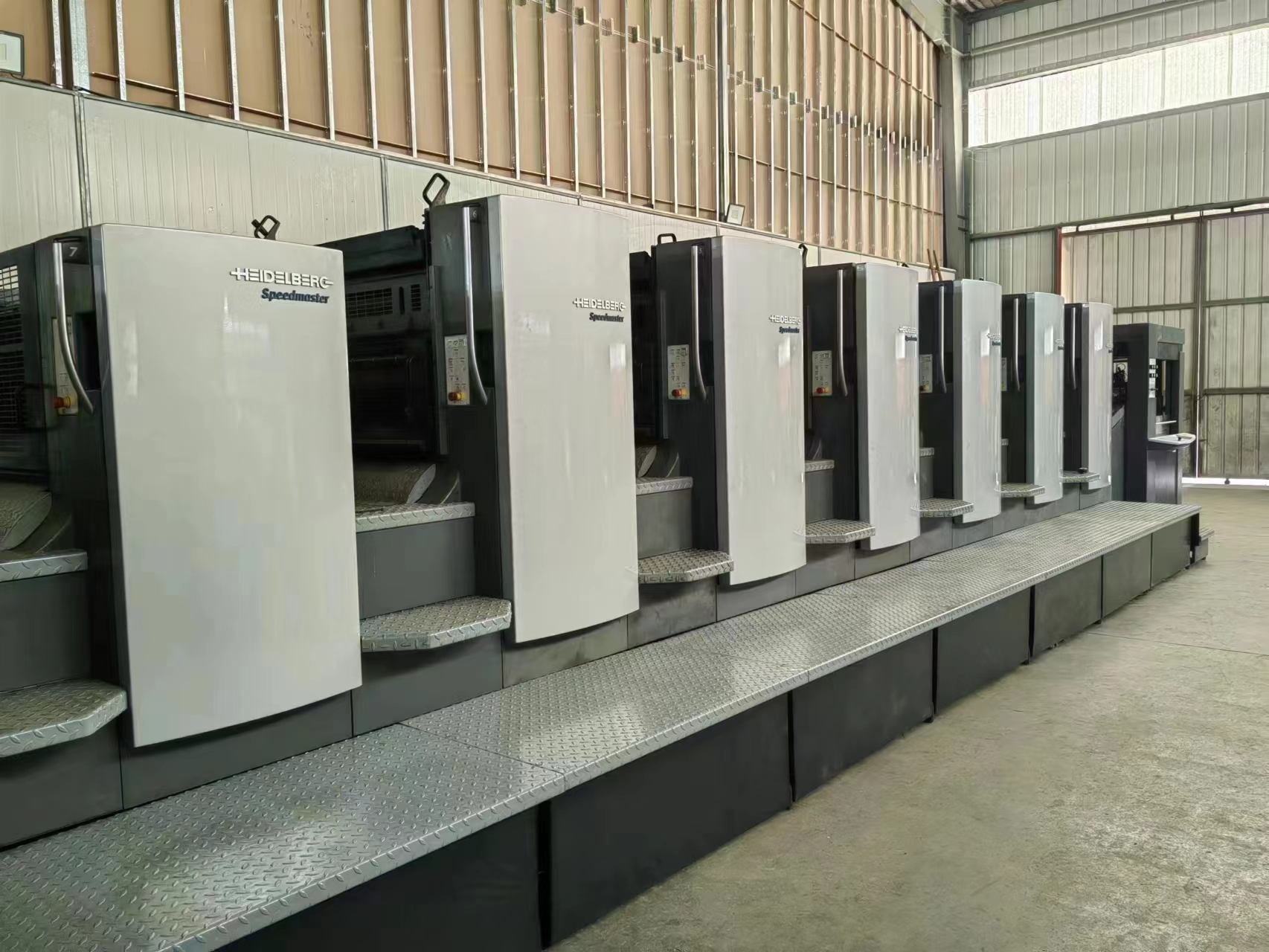 2005 SM52-5 High Platform Spot Press Heidelberg Four Colour Printing Machine High Configuration Original