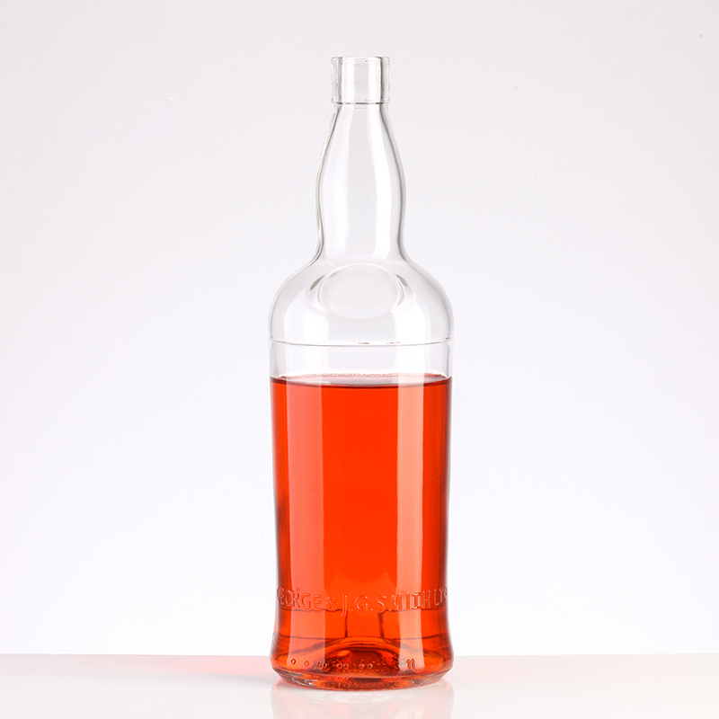 Clear 750ml Glass Bottle for Customizable Vodka Whisky Satisfy Your Beverage Needs