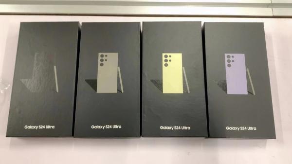 Wholesale Spots Mobile Phone Packaging Paper Box For Samsung S20 S21 S22 S23 S24