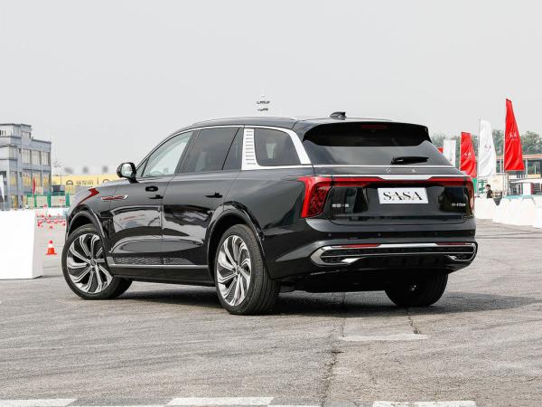 Buy cheap 405kw China Red Flag Car Open Body Type Faw Red Flag Car Customization from wholesalers