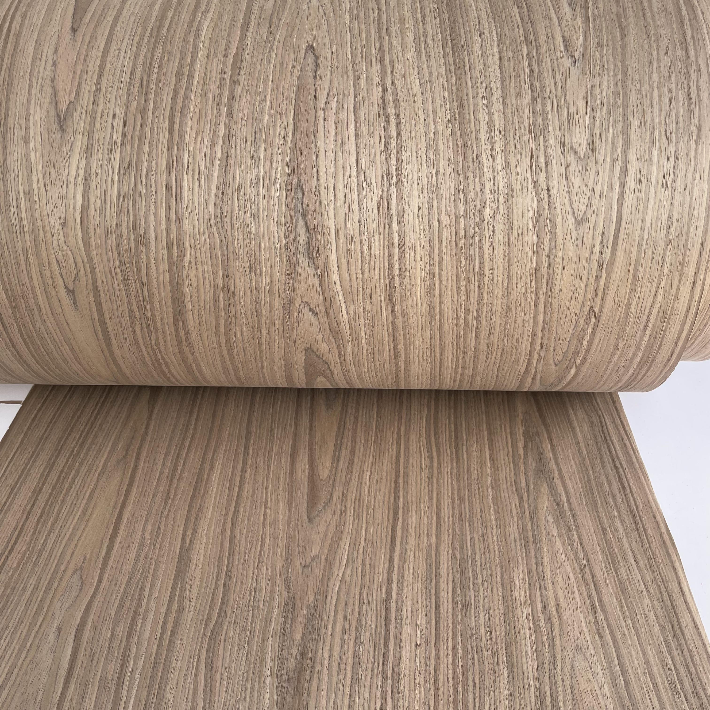 New Design Engineered Reconstituted Walnut Wood Veneer Color DIY Craft Art 2500*640 MM For Door Table Skin