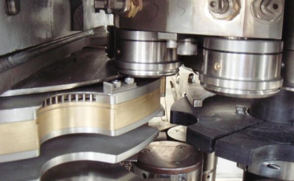 Buy cheap Aluminum energy drinks, beer Pop Can automatic rotary Filling Machine 1,500BPH (330ml) from wholesalers