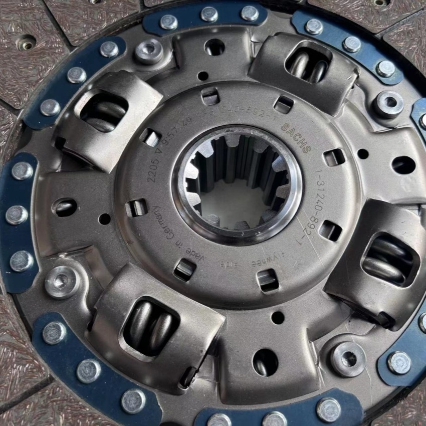 European Trucks 430mm Auto Parts Clutch Disc for Isuzu Truck Parts 1-31240-892-1