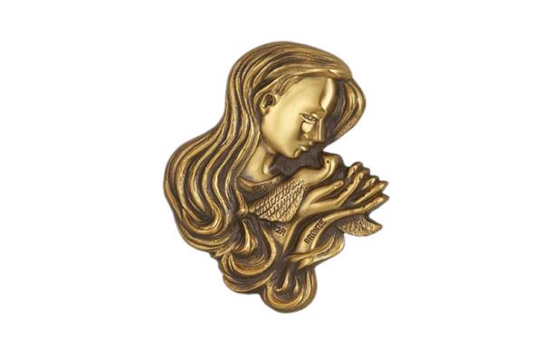 Buy cheap Virgin Design Tombstone Decoration Traditional Curcifix For The Funeral Products from wholesalers