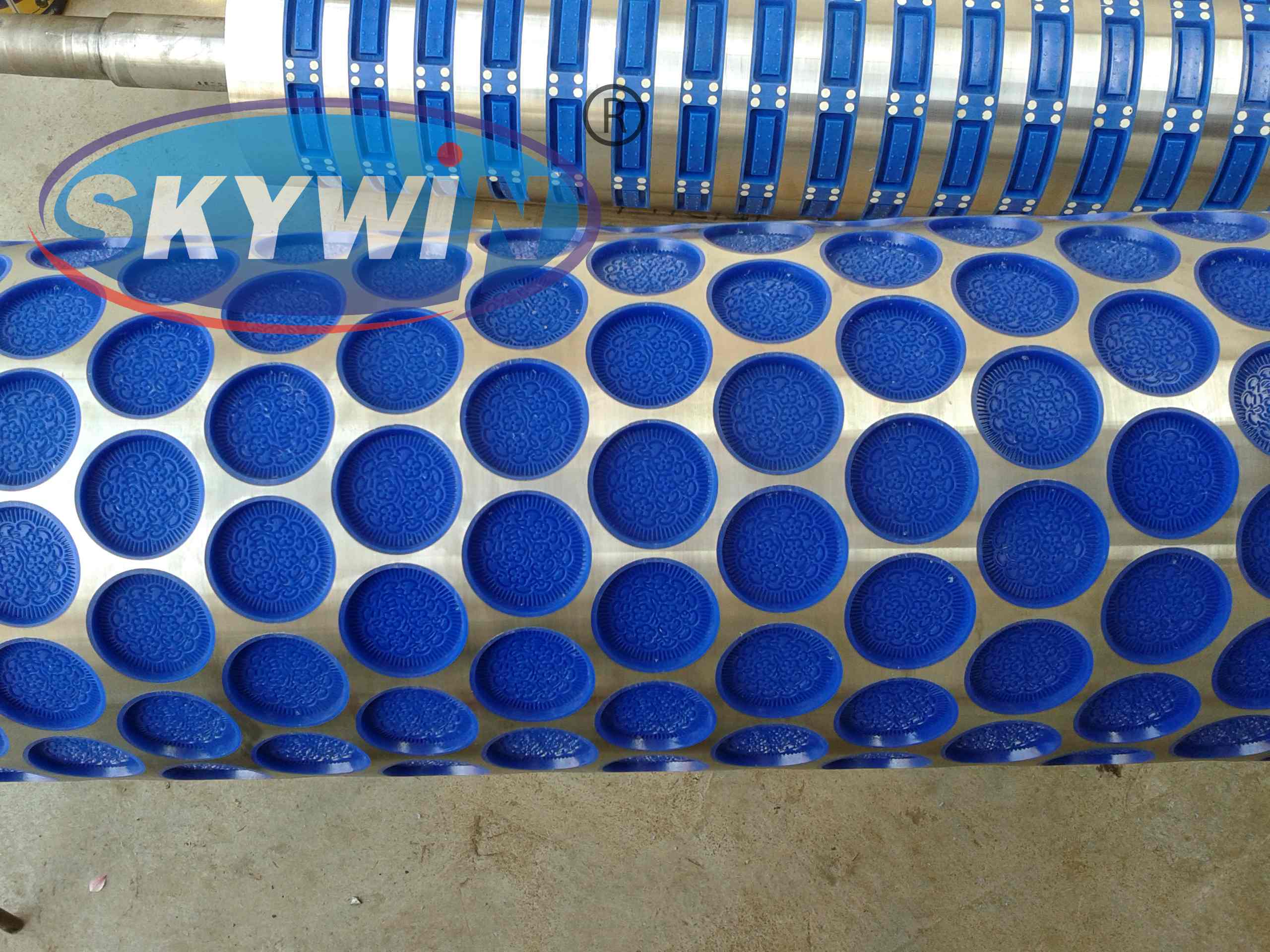 Auxiliary Machine Plastic And Copper Biscuit Mould For Biscuit Making Machine
