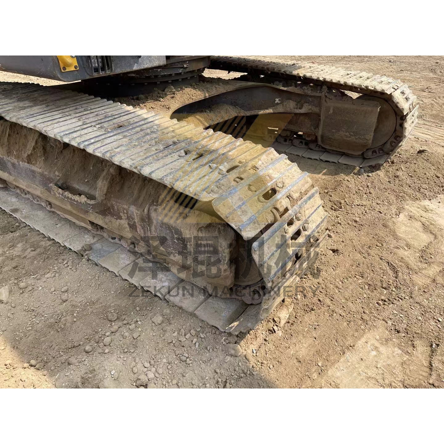 Volvo EC210BLC 240BLC 290BLC Crawler Excavator with 1.1 m3 Bucket Capacity and 123 KW