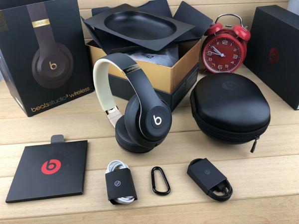 Buy cheap Beats by Dr. Dre Studio3 Wireless Over-ear Headphones - Shadow Gray And Gold from shirely881 from wholesalers