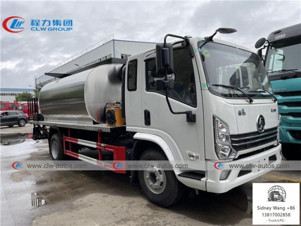 Buy cheap Shacman 4x2 4000 Liters Bitumen Spreader Truck from wholesalers