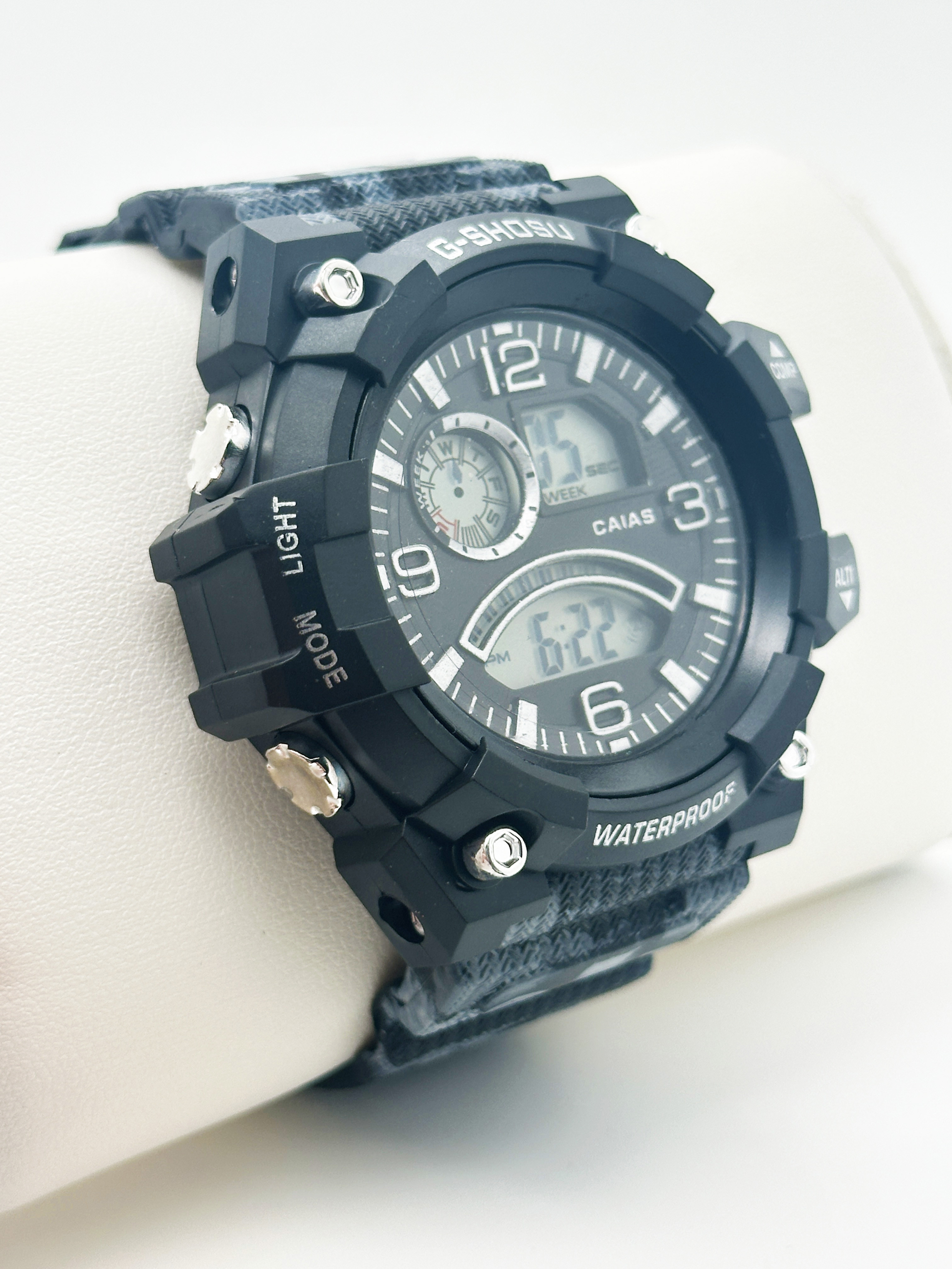 Durable Silicone Band Mens Watch Tear Resistant Digital Wrist Watch