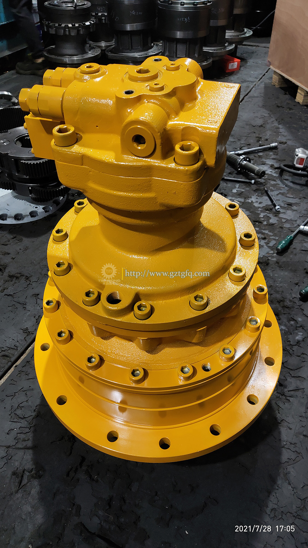 Machinery Repair Shops R305-7 R290LC-7 Excavator Swing Gearbox With Motor 31N8-10120