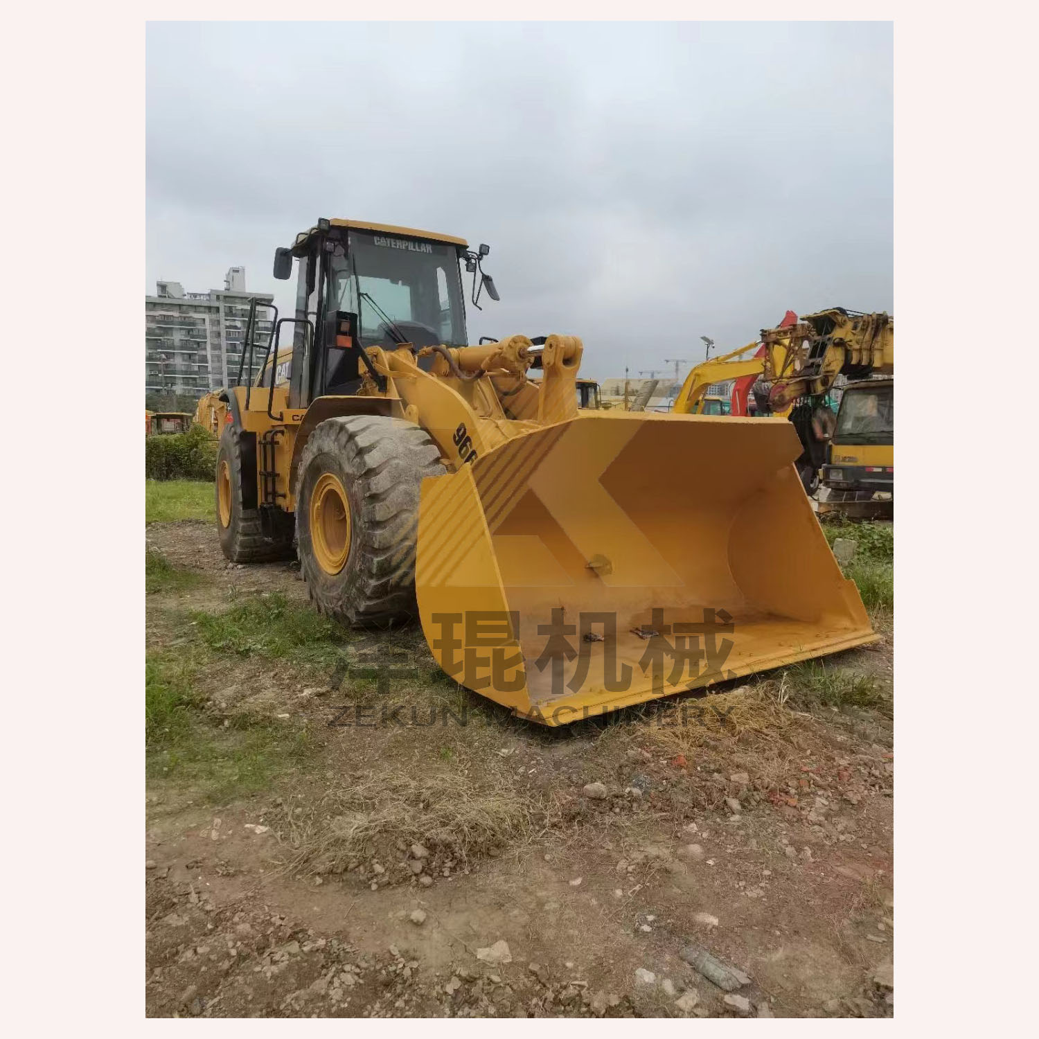 CAT 966H Heavy Equipment with Low Working Hours Performance and Efficiency
