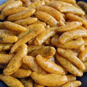 Wholesale Crescent Shape Japanese Rice Crackers Puffed Seaweed Rice Cracker from china suppliers